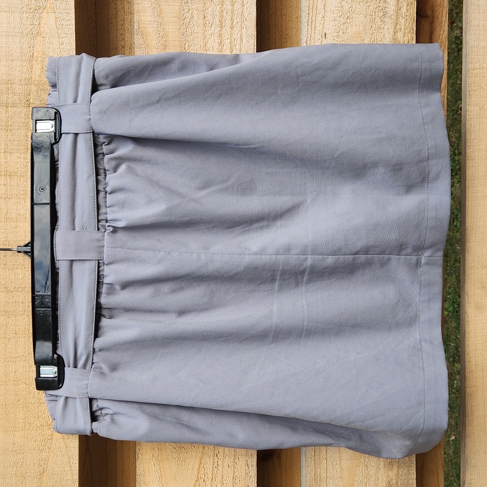 St. John's Bay Belted Mid-Rise Pull-On Gray Skort With Pockets Size L - Picture 3 of 11
